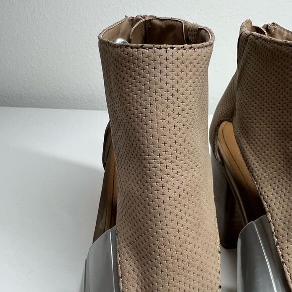 Kenneth Cole Womens Hit T-Strap Taupe T-Strap Heels Size 8,5 - Picture 5 of 16